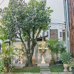 Chada House