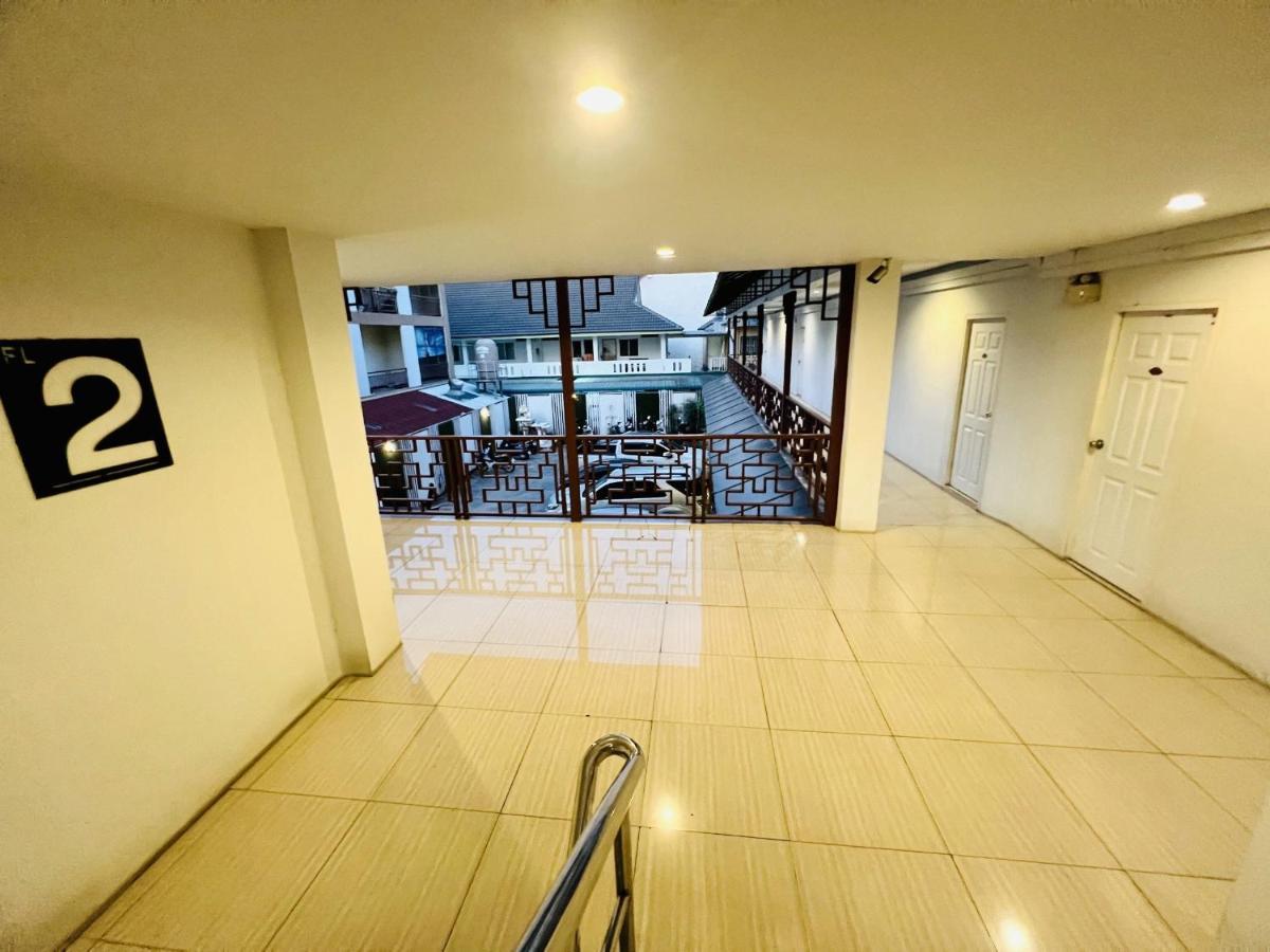 Kham Guest house