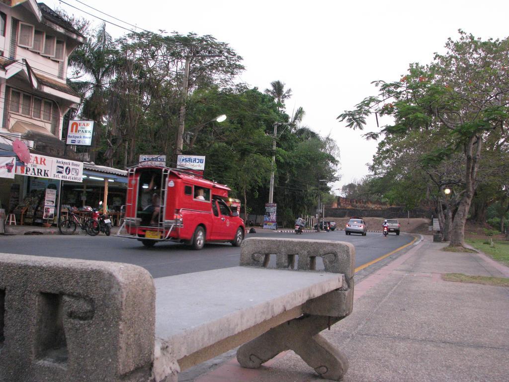 Hostel Near The Park Backpack House *
