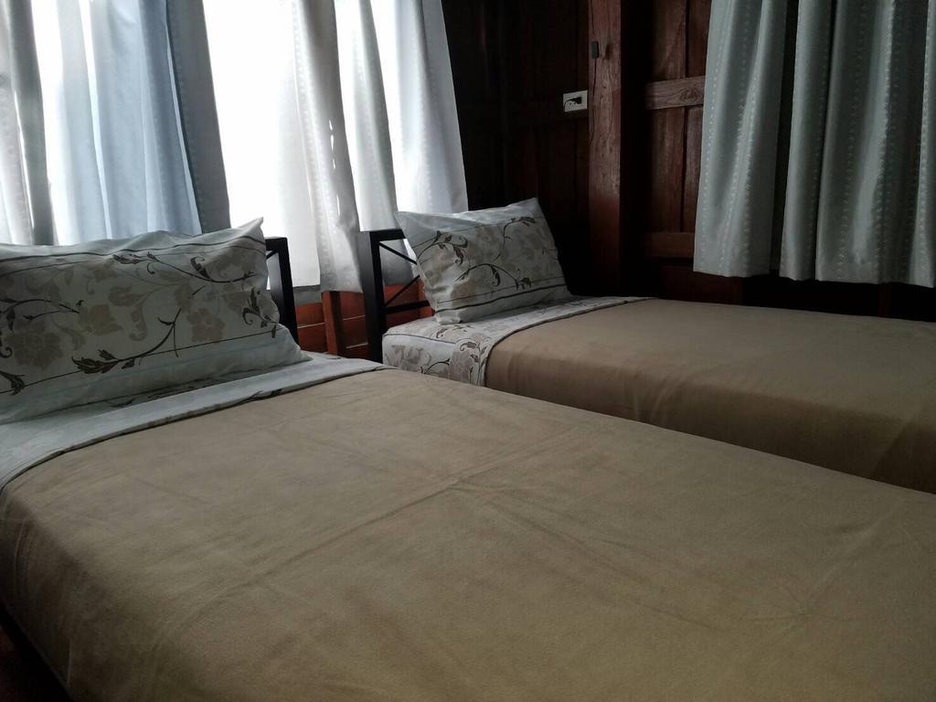 Hostel Siriwan *