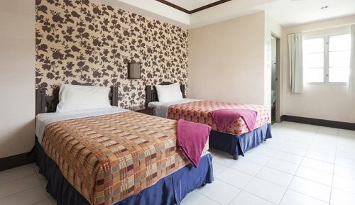 Thaphae Garden Rumah tetamu 2*