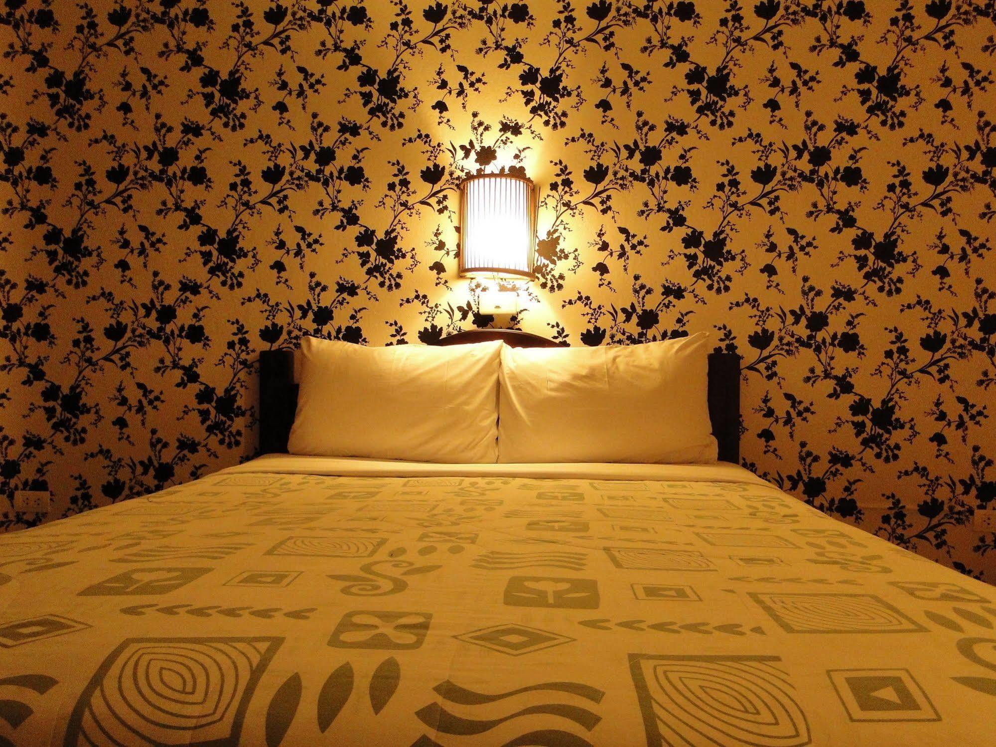 Thaphae Garden Rumah tetamu 2*