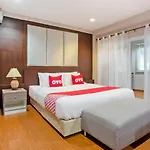 Oyo 995 Blue Cafe Apartment