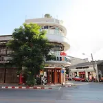 Oyo 552 Hab40 Hostel