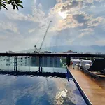 Nice Modern Condo In Nimmanhemin With Roof Top Pool