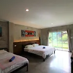 Gongkaew Huenkum Hotel