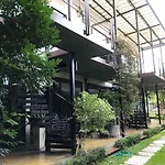 Bed Stop Hotel Chiangmai