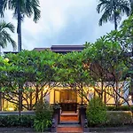 Sclass Villa & Swimming Pool , 10 Min From Airport