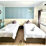 Hooman Hostel