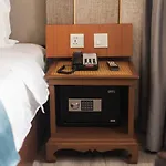 Thapae Twins Hotel