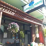 La Maison Verte Hostel