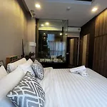 Moda Condominium By Merryland