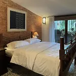 Chiang Maan Residence