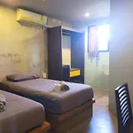 9 Hostel