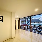 Inn Kham Apartment