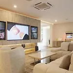 Palm Villa - Award Winning Modern Luxury & Exclusive Villa Resort