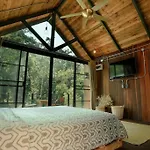 Whispering Waterfalls Cabin