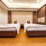 Chorlada Lanna Hotel