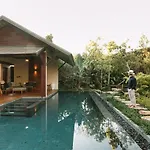 Rarin Villas