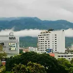 Hillside宁曼路度假温馨公寓山景房带浴缸泳池wifi超大阳台