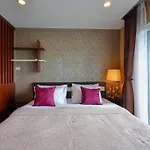Luxury Living In Heart Of Nimman