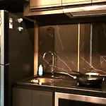 长康路豪华五星级酒店式公寓luxury Erawan Condo