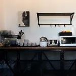 Ombra House No. 21-24