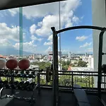 Astra 豪华公寓 Free Wifi&桑拿&顶楼景观游泳池&健身房