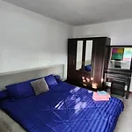 Comfy And Spacious Room, Close To The Royal Park Rajapruek
