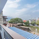 Baan Khun Ree