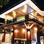 188 Teak House บ้านต้นสัก