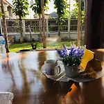 188 Teak House บ้านต้นสัก