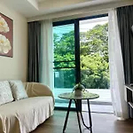 3 Min Walk To Central Festival, Infinity Pool, 1 Bedroom 1 Bathroom