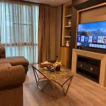 Chiang Mai Night Market Super Large Luxurious 3-Bedroom Hotel-Style Condo