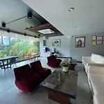 We Valley Hotel