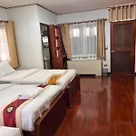 Lanaro House