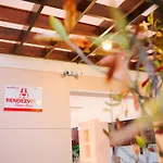 Rendezvous Classic House