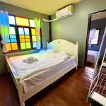 Ho Hostel