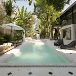 Private Oasis Pool Villa, 8 Bedroom For Groups