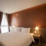 The Rise Suites Hotel, Chiang Mai - Sha Extra Plus
