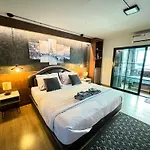 Mountain View Room Located In Nimman Road