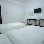 Hug Home Huaykaew