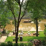 Lanna Dusita Riverside Boutique Resort