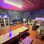 Lanaro House