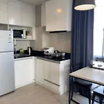 Palm Springs Nimman高级公寓