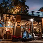 Gordnuea Boutique House