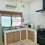 Lalin Pool Villa