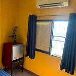 Private Room With Ac And Fan, Near Rajapruek Park