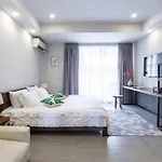 Pasing House