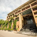 Lani Chiang Mai Hotel